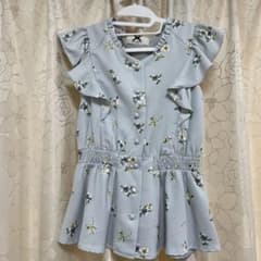Supreme lala／フリル花柄トップスのサムネイル