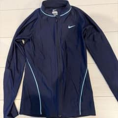 NIKE ナイキ キッズ ラッシュガード 長袖 M（150cm） ネイビーのサムネイル
