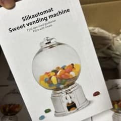 フライングタイガー　キャンディマシン　新品　ガチャガチャ