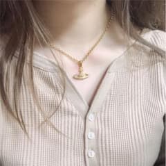 Vivienne Westwood ネックレス ゴールドのサムネイル