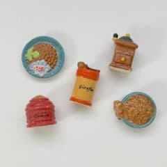 キャラメル味の美味しい物　10個　フェーブ　フェーヴ　フランス　陶器　ミニチュア フェーヴ 風味とスパイス 5個 フランス フェーブ ミニチュア陶器 f
