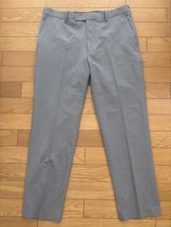 UNIQLO スラックス ウエスト85cm レングス73cmのサムネイル