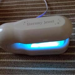 ジェルネイルUVライトのサムネイル