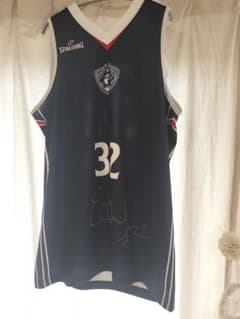 【サイン入り】【値下げ中】SPALDING ユニフォーム32 MORRISのサムネイル