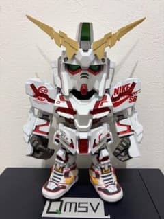 Qmsv×NIKESB ユニコーンガンダム1号機 ユニコーン 約23㌢ - メルカリ