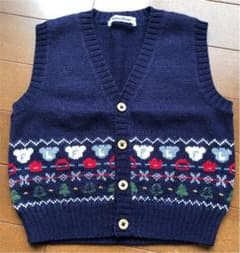かなこ様専用　ファミリア ニットベストのサムネイル