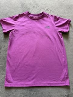THE NORTH FACE 半袖Tシャツ パープル Sサイズのサムネイル