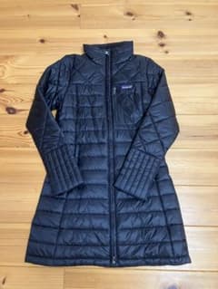 Patagonia 黒 ロングダウンジャケットのサムネイル
