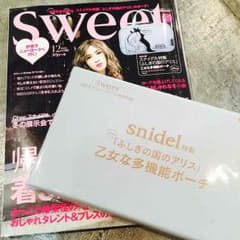 SWeet12月号 snidelふしぎの国のアリスポーチのサムネイル