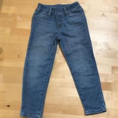 ユニクロ　デニムパンツ ジーンズ　100のサムネイル