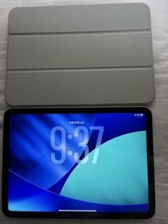 iPad A16 第11世代 128GB シルバー BT100% 充放電2回 - メルカリ