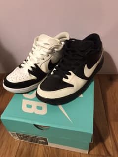NIKE SB DUNK LOW ナイキSB  ダンク　陰陽のサムネイル