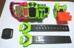 ゲーマドライバー＆キメワザスロットホルダーのサムネイル