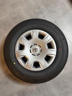ハイエース 純正タイヤホイールセット 新車外し - メルカリ