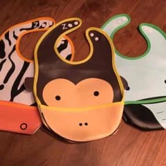 新品 お食事エプロンセットのサムネイル