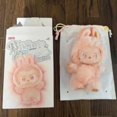 正規品　箱付き　ラブブのサムネイル