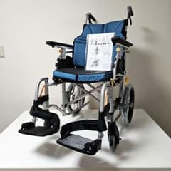 日進医療器　介助用　多機能　超軽量　ノーパンクタイヤ　車椅子　NAH-U7 多機能介助式 ウルトラ NAH-U7 | サカイヘルスケアー