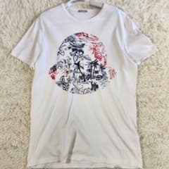 入手困難　Moncler　Tシャツ　ワッペンロゴ　風景画　コットン100% L 入手困難 Moncler Tシャツ ワッペンロゴ 風景画 コットン100% L - メルカリ