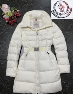 即完売品】MONCLER モンクレール アクセンチュア ホワイト S - メルカリ