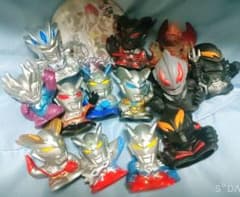 ウルトラマン　ゼロ　ベリアル　指人形のサムネイル