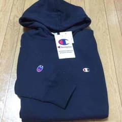 M 新品 ネイビー チャンピオンパーカーのサムネイル