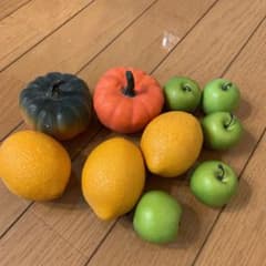 置物　果物のサムネイル