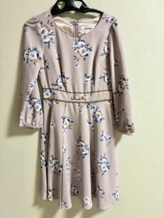 MISCH MASCH 薄ピンク 花柄 ワンピース Sサイズのサムネイル