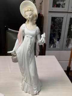 LLADRO　リヤドロ【ティンティレディー】H=36　リアドロ　Ｌ587 LLADRO リヤドロ【ティンティレディー】H=36 リアドロ L587 - メルカリ