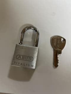 ABUS 南京錠 TITALIUM 64TI/30 鍵付きのサムネイル