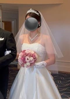 結婚式 ブライダル小物セット (ベール ティアラ グローブ ピアス ネックレス)のサムネイル