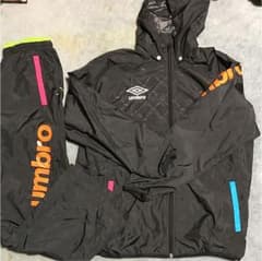 アンブロのサムネイル