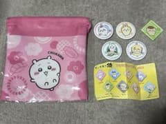 くら寿司　ちいかわ 巾着&缶バッジのサムネイル