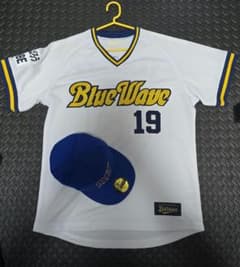 オリックス・バファローズ 山岡泰輔 ユニフォーム 19 ブルーウェーブ 帽子つきのサムネイル