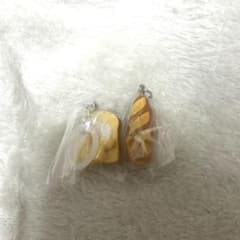 まちぼうけ　パン　めじるしアクセサリー　2点セットのサムネイル