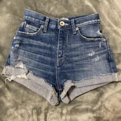 ジェイダ　ショートパンツのサムネイル
