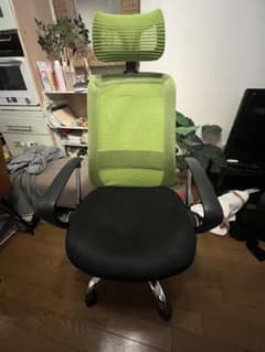 オフィスチェアのサムネイル