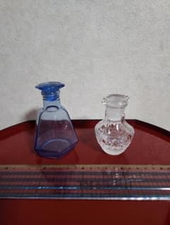 青色と透明のガラス製　醤油さし　新品　2個セット　緑のはオマケです。のサムネイル