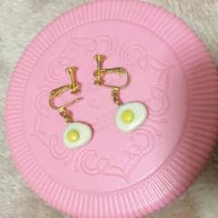 イヤリング 目玉焼きのサムネイル