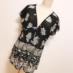 【最終値下げ品】L&Beautiful モノクロ チュニックのサムネイル