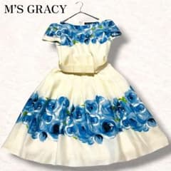 美品 エムズグレイシー 花柄 赤 薔薇 フラワー フレア ワンピース Aライン 美品 エムズグレイシー 花柄 青 薔薇 フラワー フレア ワンピース A