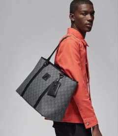 Jordan NIKE モノグラムトートバッグ グレー　新品のサムネイル