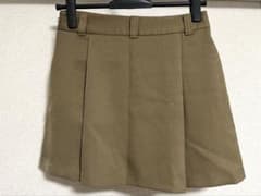 GU サイドプリーツスコートのサムネイル