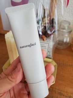 naturaglac'e メイクアップクリーム N 01のサムネイル