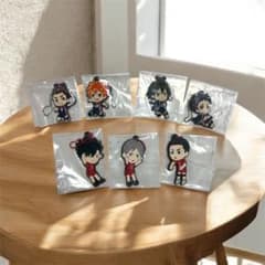 ハイキュー　キーホルダー　缶バッチ