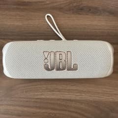 JBL FLIP 6 ホワイト ワイヤレススピーカー - メルカリ