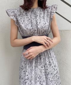 MAJESTIC LEGON 코르셋 디자인 프릴 원피스 그레이 무늬