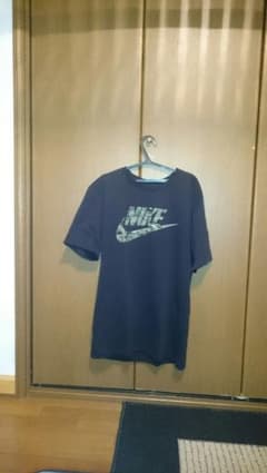 NIKE ナイキ Tシャツのサムネイル