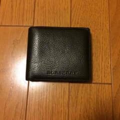 Burberry 二つ折り財布のサムネイル