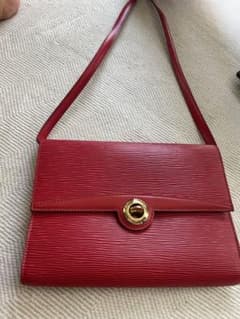 美品　LOUIS VUITTON エピ ポシェット アルシュ ショルダーバッグのサムネイル