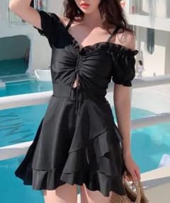 オフショルダー ワンピース水着 ブラック フリルのサムネイル